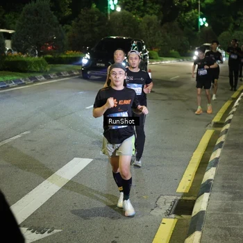 Runner Photo 4238525