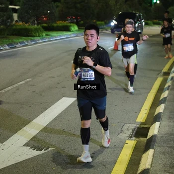 Runner Photo 4238528