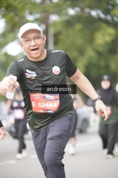 Runner Photo 4238529