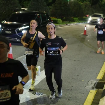 Runner Photo 4238534