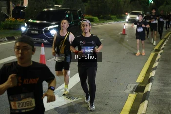 Runner Photo 4238537