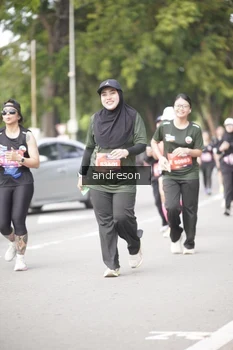Runner Photo 4238538