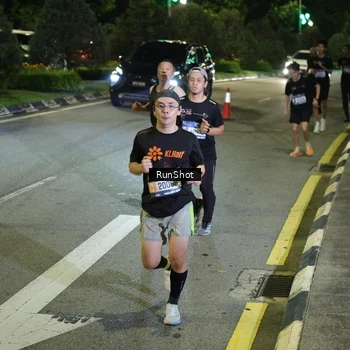 Runner Photo 4238544
