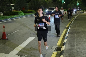 Runner Photo 4238555