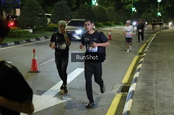 Runner Photo 4238571