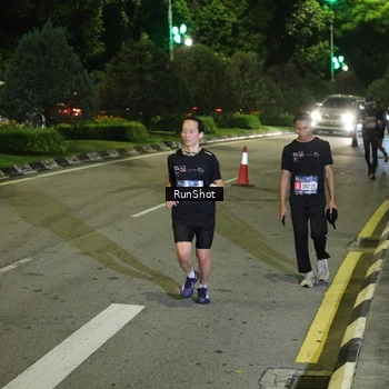 Runner Photo 4238594