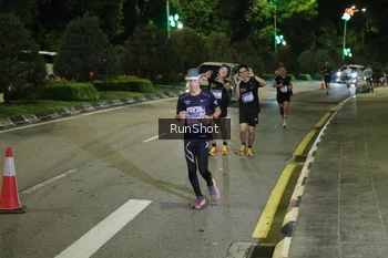 Runner Photo 4238618