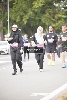 Runner Photo 4238628