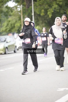 Runner Photo 4238664