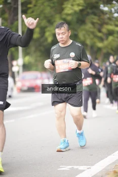 Runner Photo 4238707