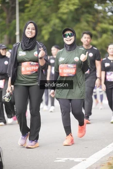 Runner Photo 4238755