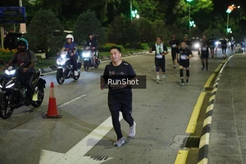 Runner Photo 4238759