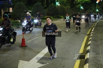 Runner Photo 4238765