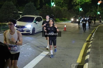 Runner Photo 4238767