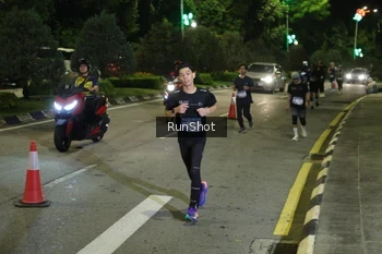 Runner Photo 4238807