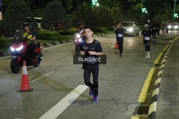 Runner Photo 4238810