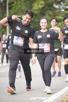 Runner Photo 4238811
