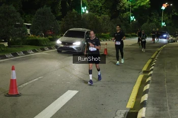 Runner Photo 4238834