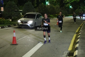 Runner Photo 4238835