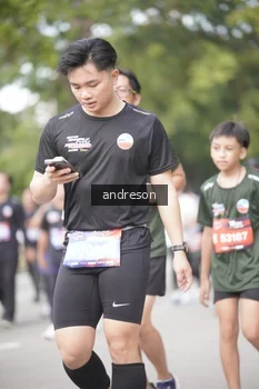 Runner Photo 4238870