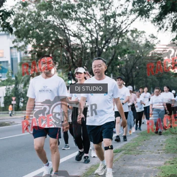 Runner Photo 423894