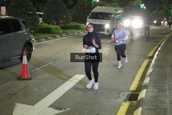 Runner Photo 4239073