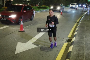 Runner Photo 4239078