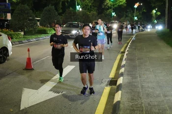 Runner Photo 4239108