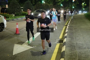 Runner Photo 4239110
