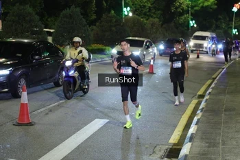 Runner Photo 4239260