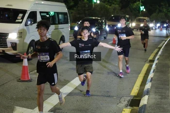 Runner Photo 4239291