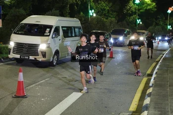 Runner Photo 4239294