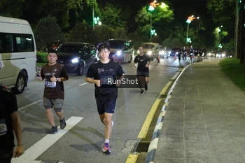 Runner Photo 4239297