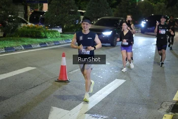 Runner Photo 4239329