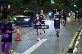 Runner Photo 4239333
