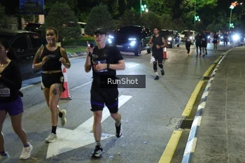 Runner Photo 4239342