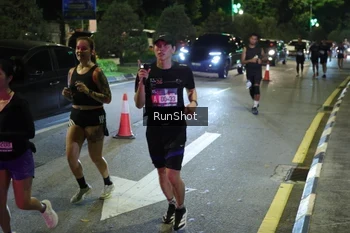Runner Photo 4239347