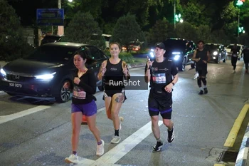Runner Photo 4239354