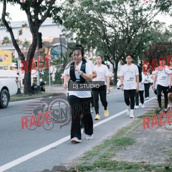 Runner Photo 423941