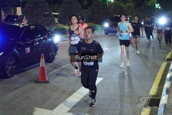 Runner Photo 4239420