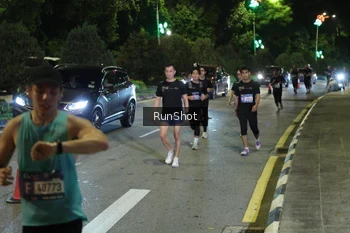 Runner Photo 4239421