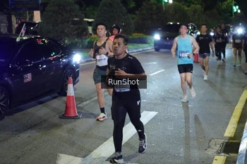 Runner Photo 4239423