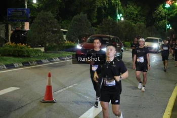 Runner Photo 4239494