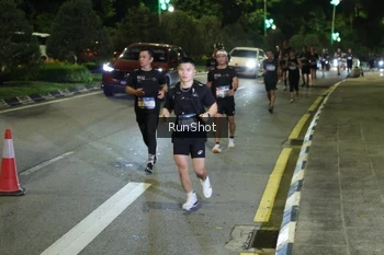 Runner Photo 4239495