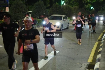 Runner Photo 4239504