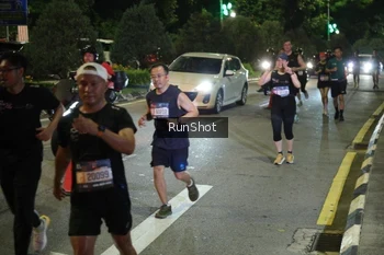 Runner Photo 4239506