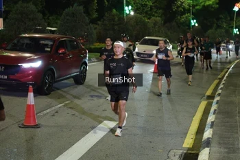 Runner Photo 4239511
