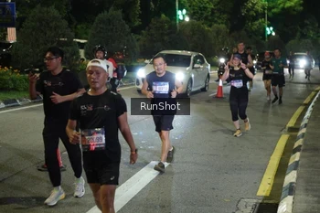 Runner Photo 4239512