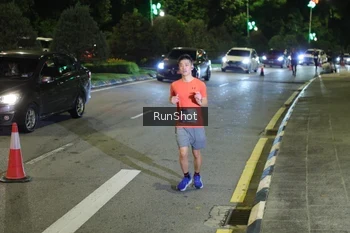 Runner Photo 4239515