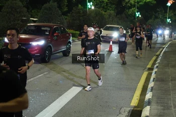 Runner Photo 4239516